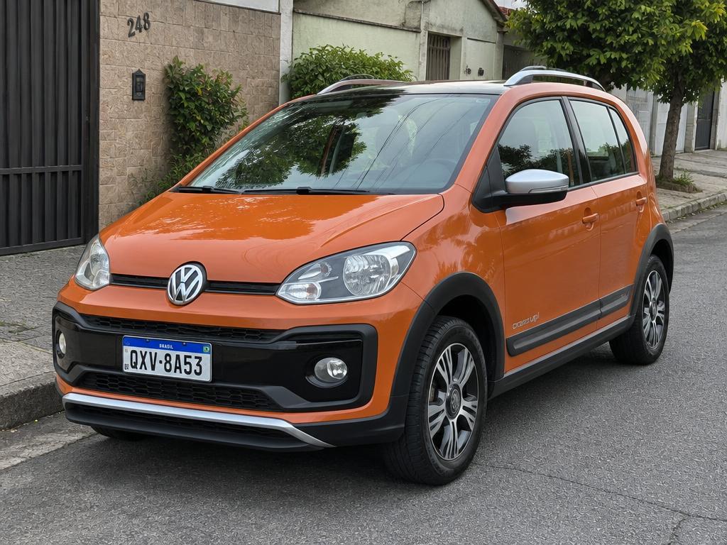 Volkswagen up! TSI Cross